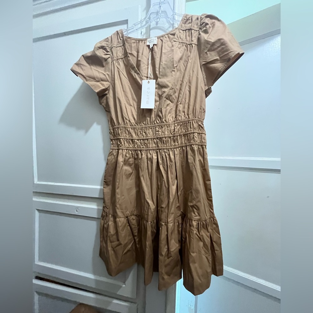 Marea by Liz Joy Anna dress in tan camel size small NWT new